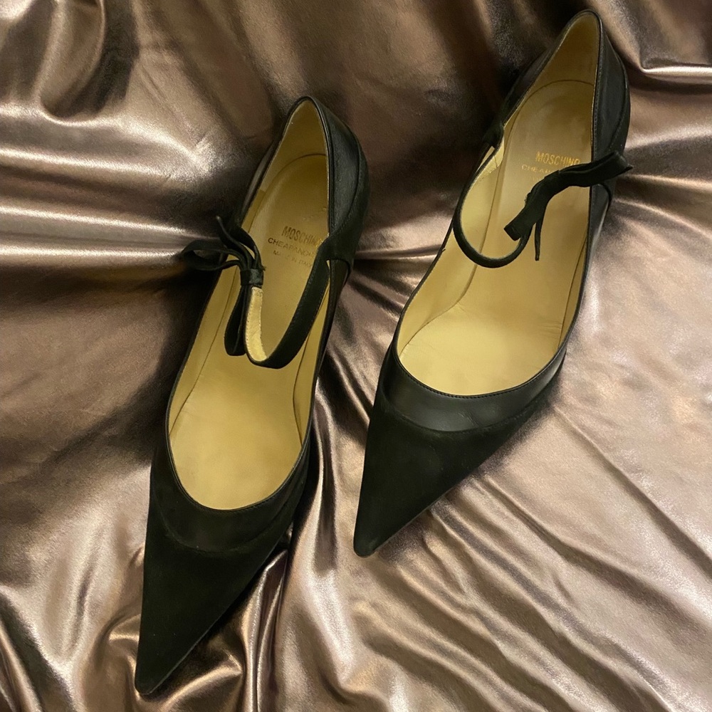 Black Pointed Toe